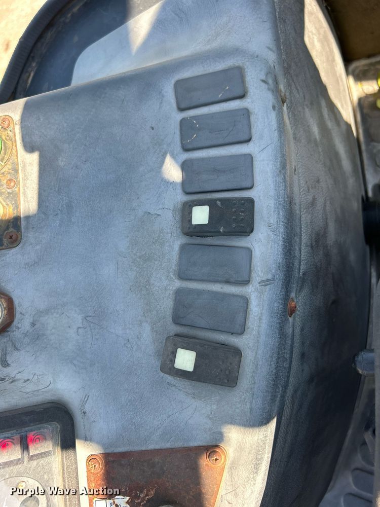 image for item EG2179 2004 Hyster 360 forklift