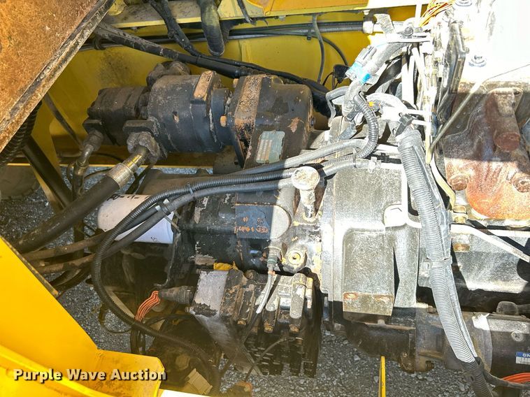 image for item EG2179 2004 Hyster 360 forklift