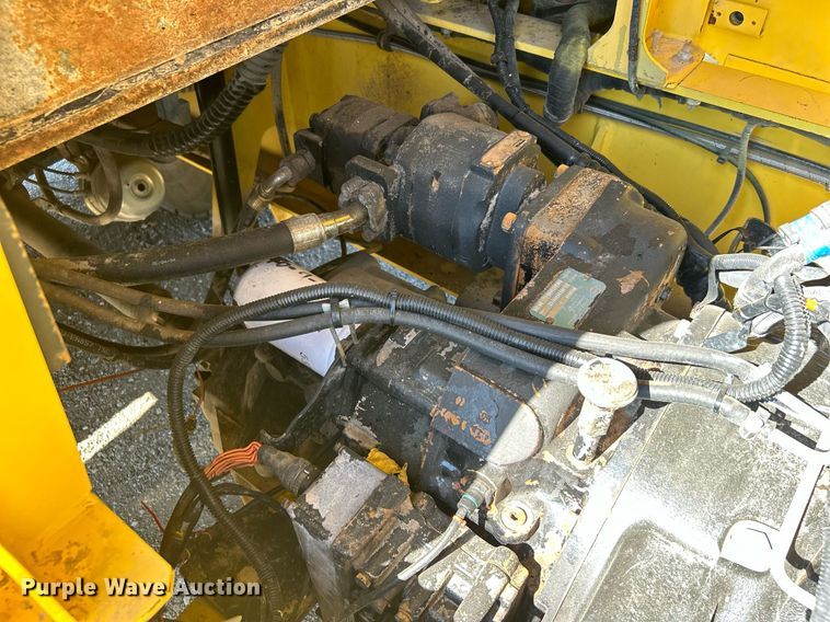 image for item EG2179 2004 Hyster 360 forklift