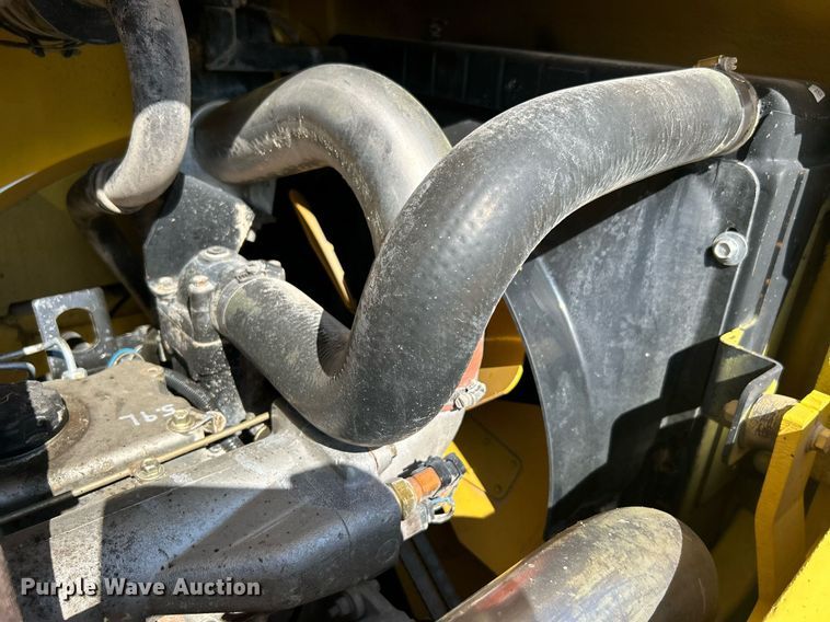 image for item EG2179 2004 Hyster 360 forklift