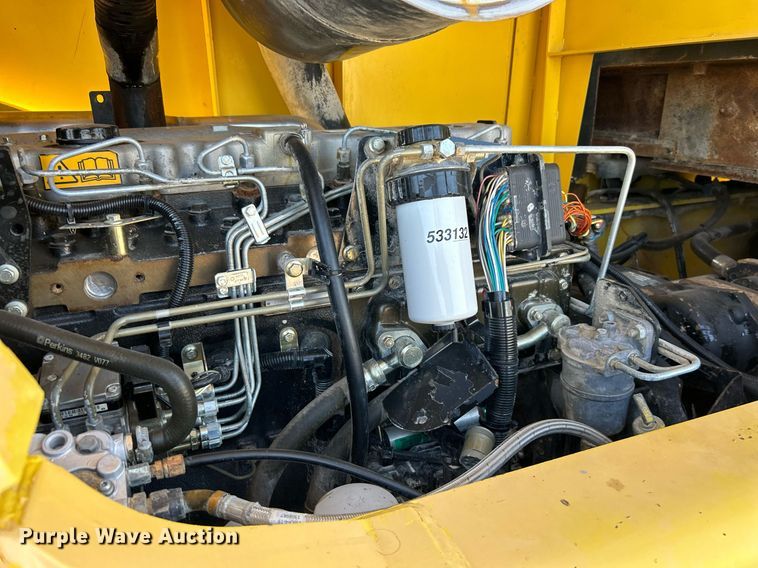 image for item EG2179 2004 Hyster 360 forklift