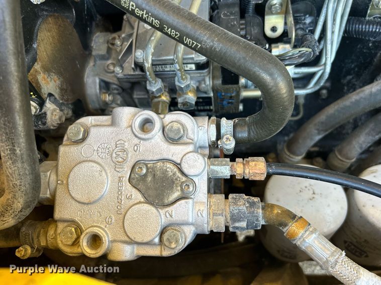 image for item EG2179 2004 Hyster 360 forklift