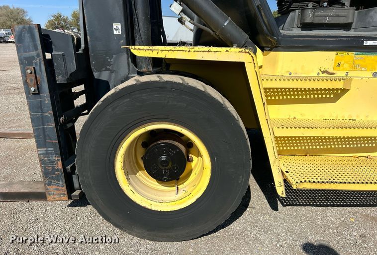 image for item EG2179 2004 Hyster 360 forklift