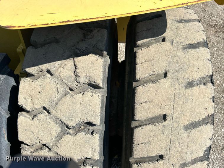 image for item EG2179 2004 Hyster 360 forklift