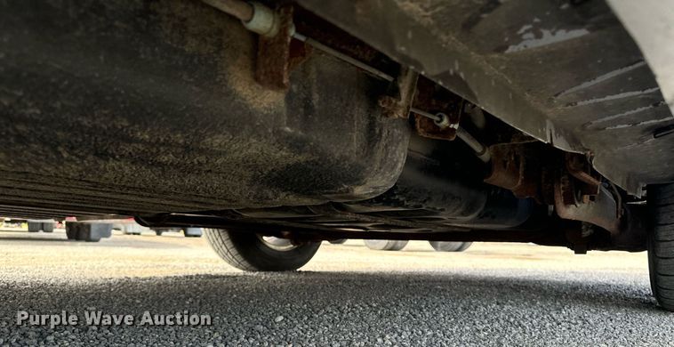 image for item EG6809 2009 Chrysler Town and country touring van