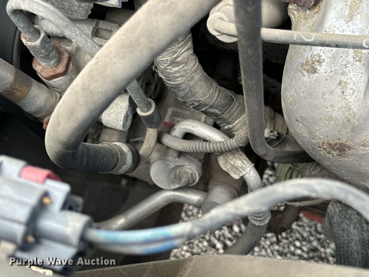 image for item EG6809 2009 Chrysler Town and country touring van