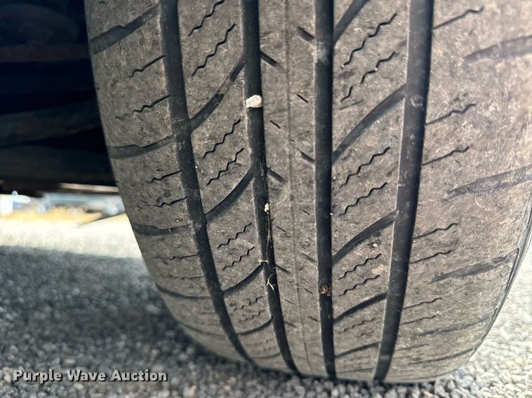 image for item EG6809 2009 Chrysler Town and country touring van