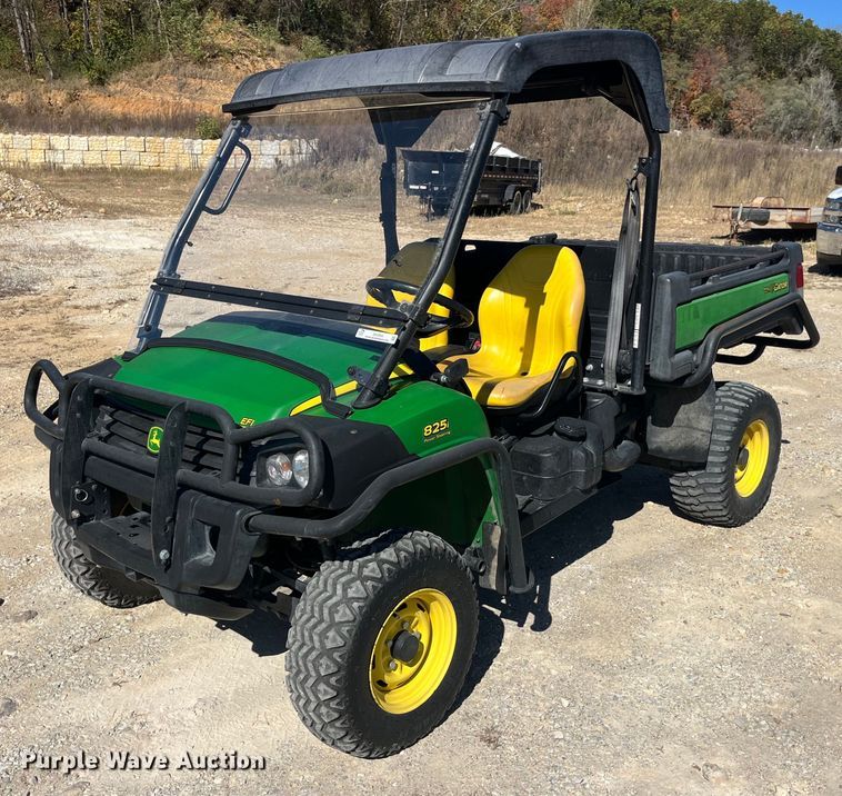 image for item EH2904 2016 John Deere Gator 825i utility vehicle