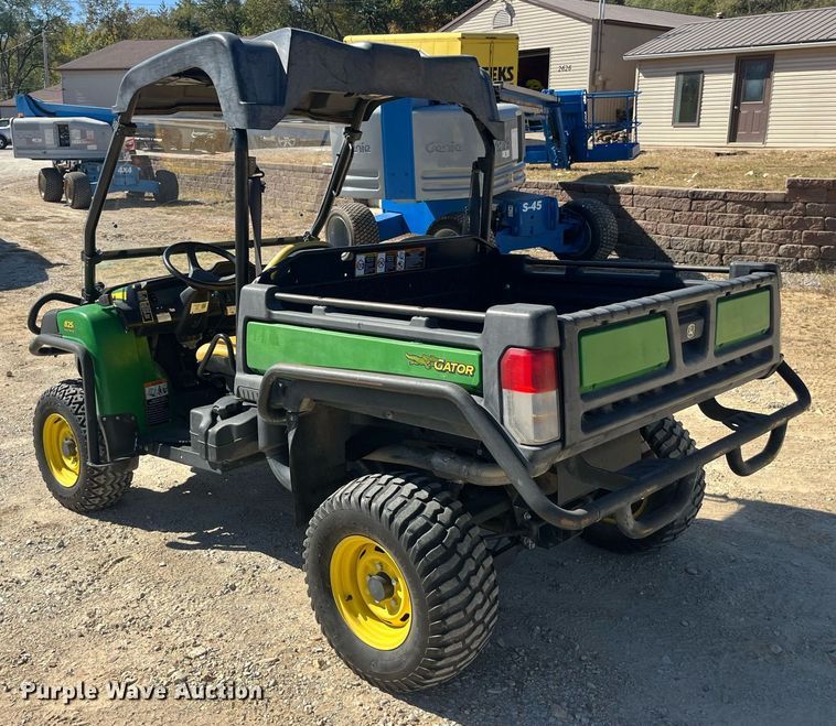 image for item EH2904 2016 John Deere Gator 825i utility vehicle