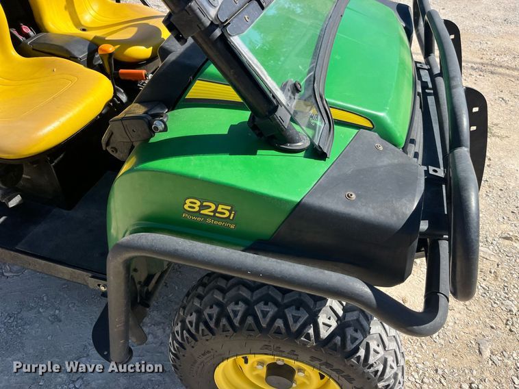 image for item EH2904 2016 John Deere Gator 825i utility vehicle