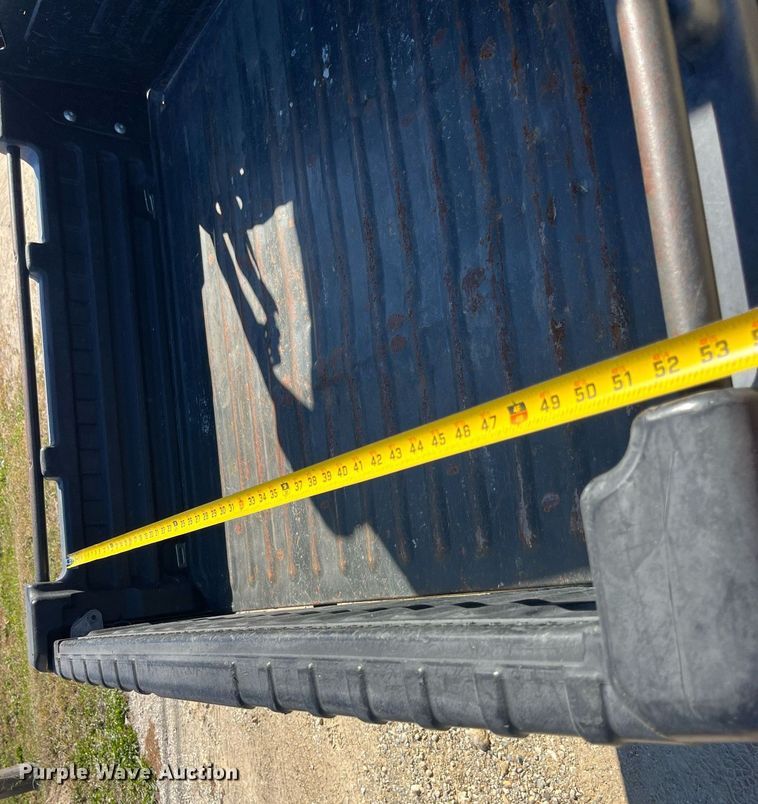 image for item EH2904 2016 John Deere Gator 825i utility vehicle