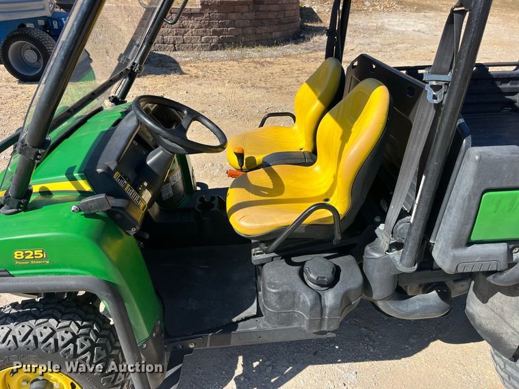 image for item EH2904 2016 John Deere Gator 825i utility vehicle