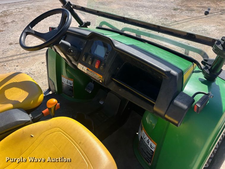 image for item EH2904 2016 John Deere Gator 825i utility vehicle