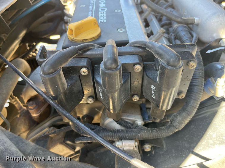 image for item EH2904 2016 John Deere Gator 825i utility vehicle