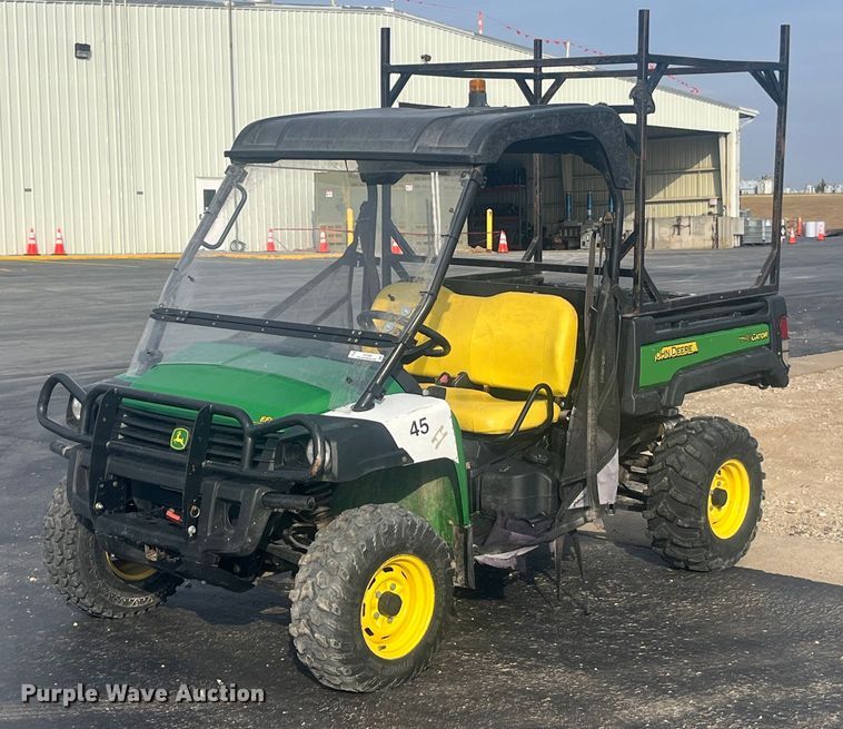 image for item EH2909 2016 John Deere 825 Gas XUV utility vehicle