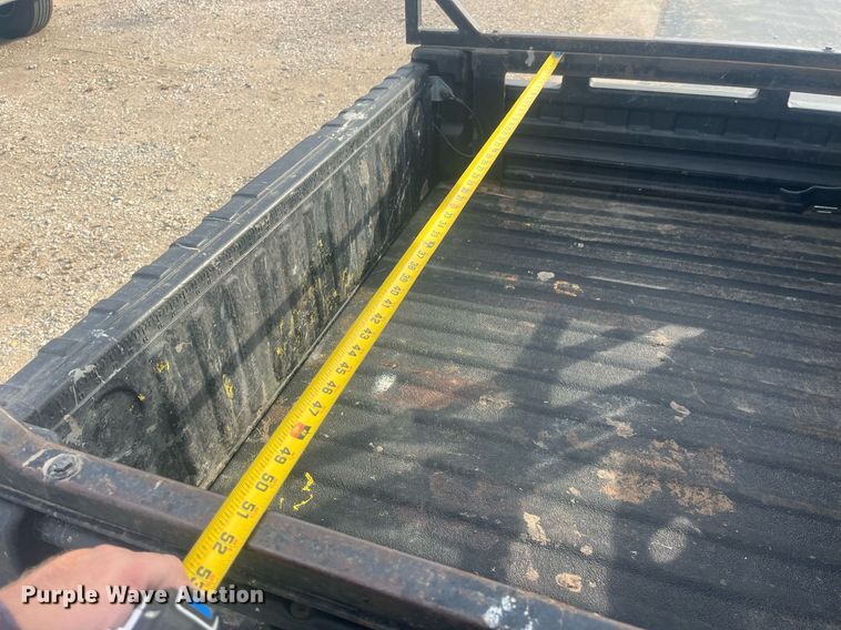 image for item EH2909 2016 John Deere 825 Gas XUV utility vehicle