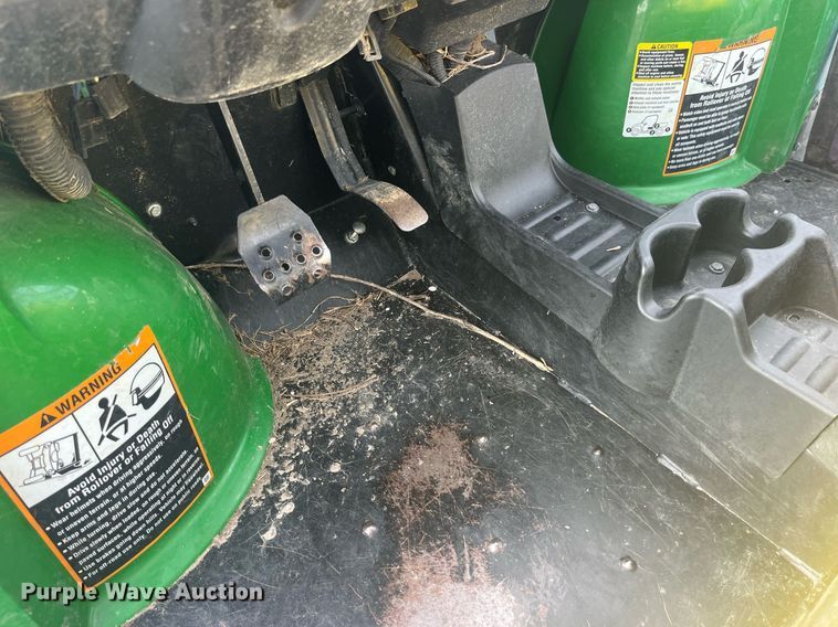 image for item EH2909 2016 John Deere 825 Gas XUV utility vehicle