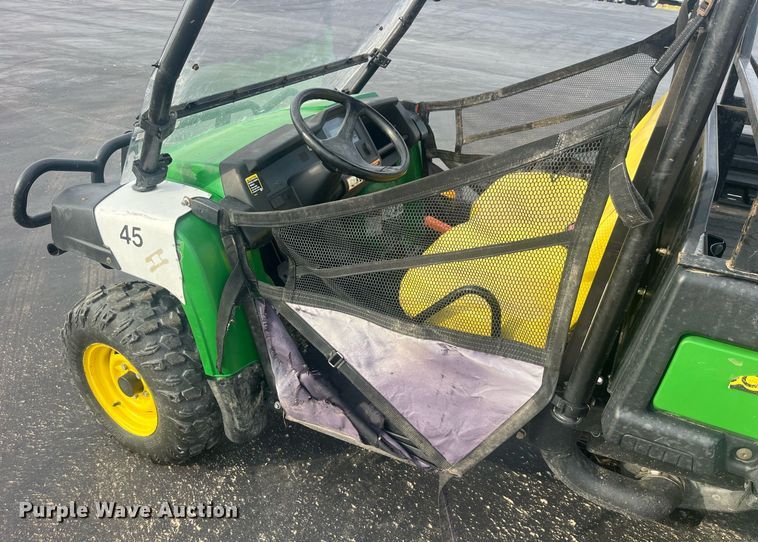 image for item EH2909 2016 John Deere 825 Gas XUV utility vehicle