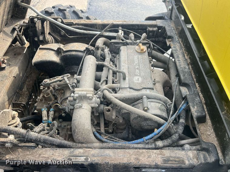 image for item EH2909 2016 John Deere 825 Gas XUV utility vehicle