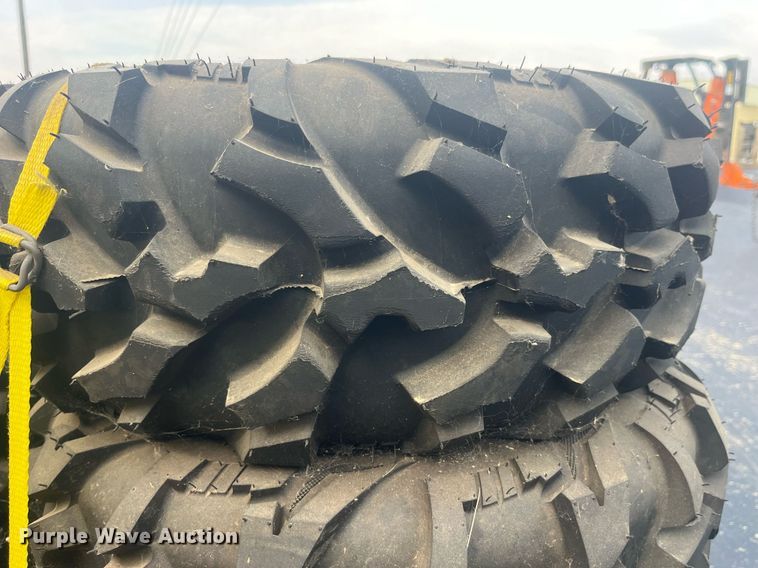 image for item EH2913 Trail King tires