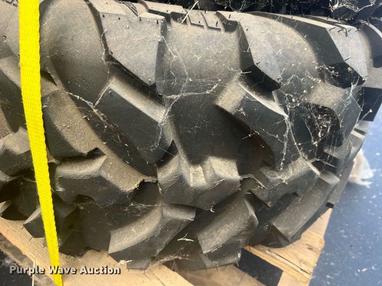 image for item EH2913 Trail King tires