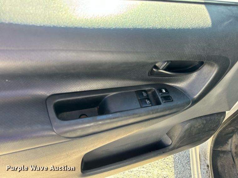 image for item EH7112 2018 Nissan NV200 SV van