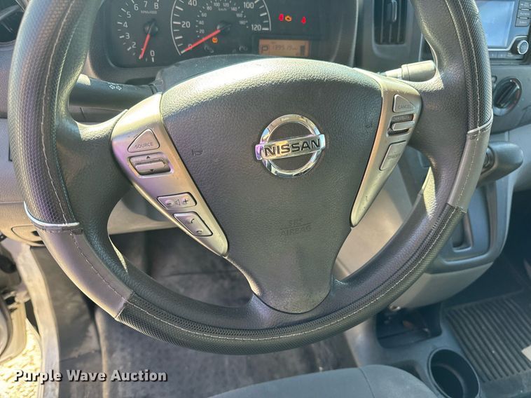 image for item EH7112 2018 Nissan NV200 SV van