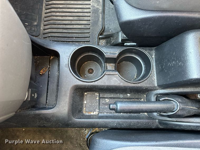 image for item EH7112 2018 Nissan NV200 SV van