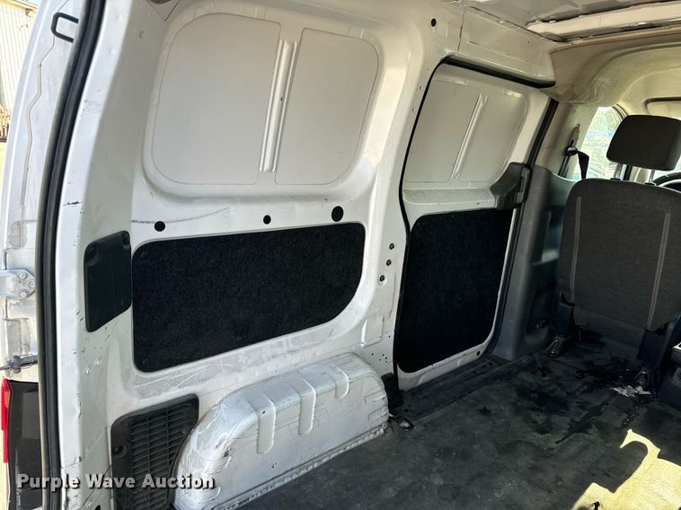 image for item EH7112 2018 Nissan NV200 SV van