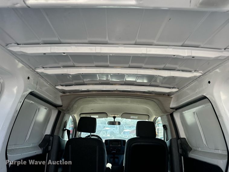 image for item EH7112 2018 Nissan NV200 SV van