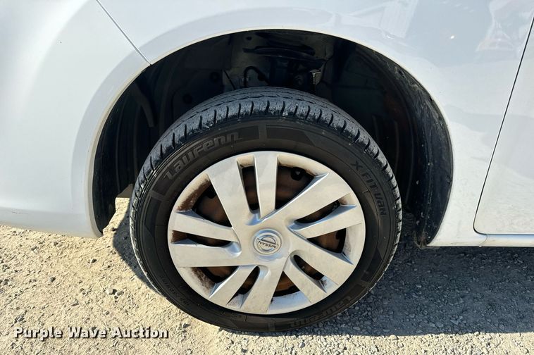 image for item EH7112 2018 Nissan NV200 SV van