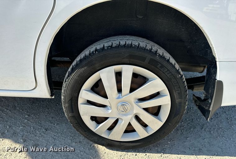 image for item EH7112 2018 Nissan NV200 SV van