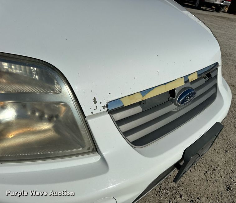 image for item EH7113 2011 Ford Transit Connect XLT van