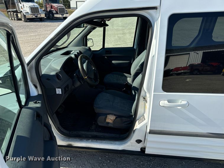 image for item EH7113 2011 Ford Transit Connect XLT van