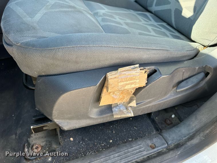 image for item EH7113 2011 Ford Transit Connect XLT van