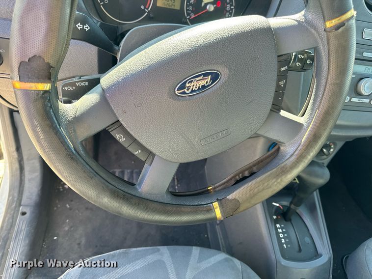 image for item EH7113 2011 Ford Transit Connect XLT van