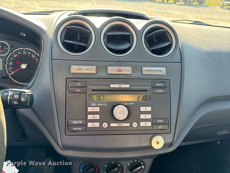 image for item EH7113 2011 Ford Transit Connect XLT van