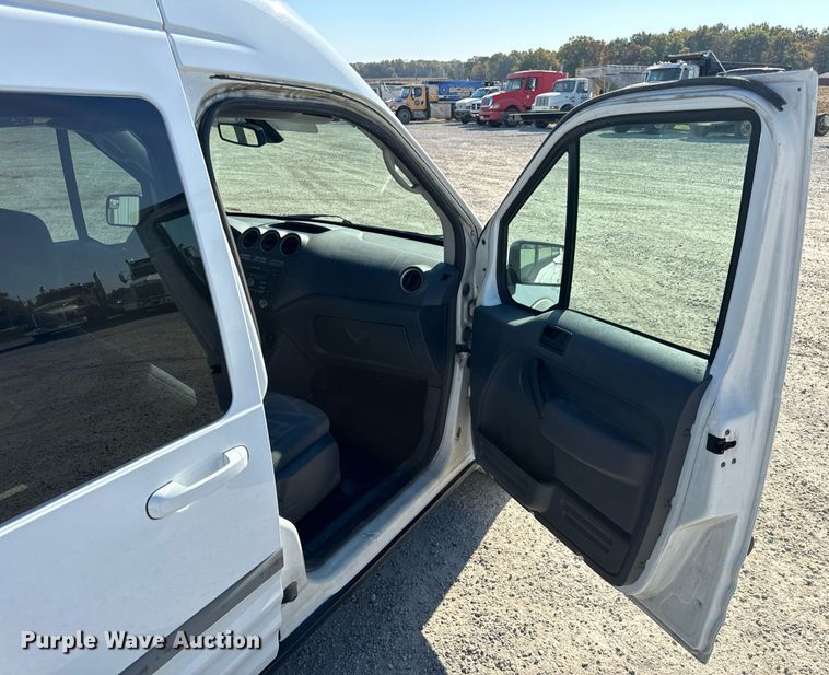 image for item EH7113 2011 Ford Transit Connect XLT van