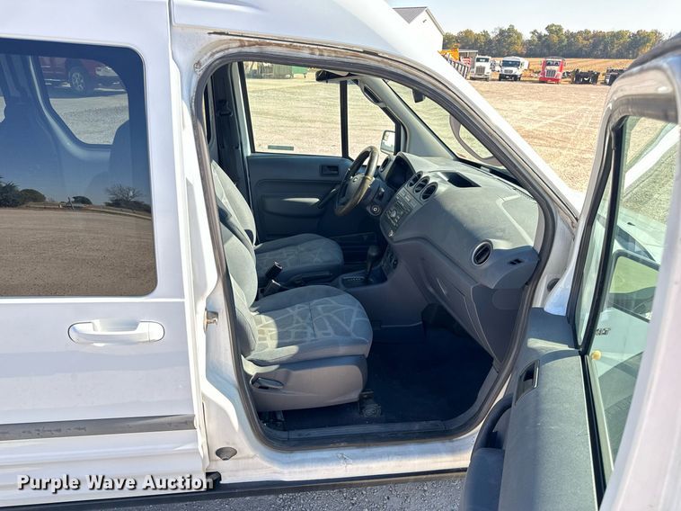 image for item EH7113 2011 Ford Transit Connect XLT van