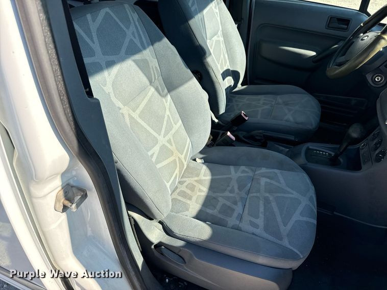 image for item EH7113 2011 Ford Transit Connect XLT van