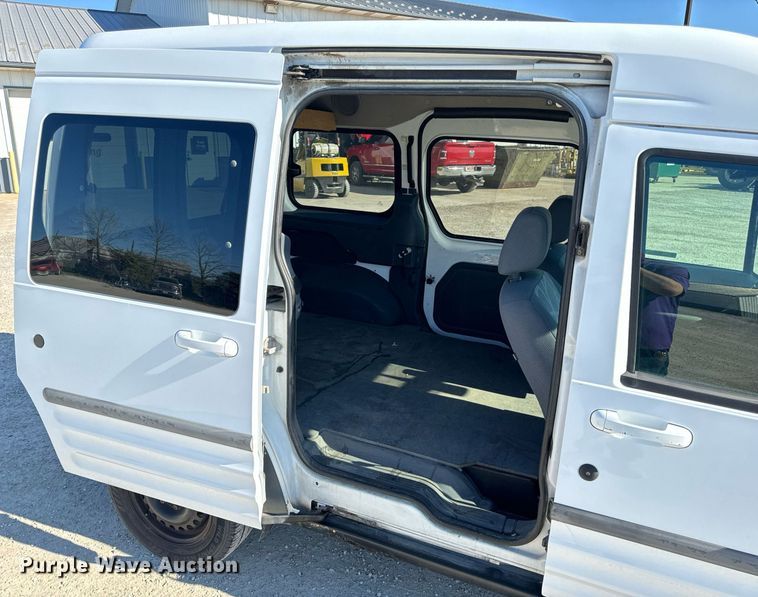 image for item EH7113 2011 Ford Transit Connect XLT van