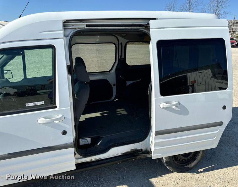 image for item EH7113 2011 Ford Transit Connect XLT van