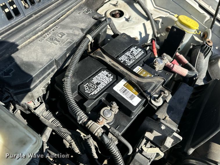 image for item EH7113 2011 Ford Transit Connect XLT van