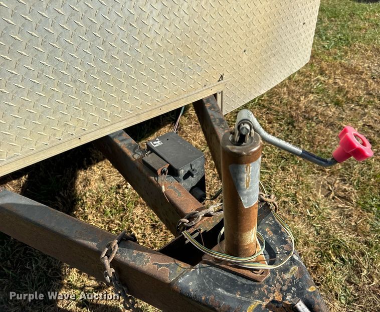 image for item EH7205 2002 Haulmark GR85X16WT2 enclosed cargo trailer