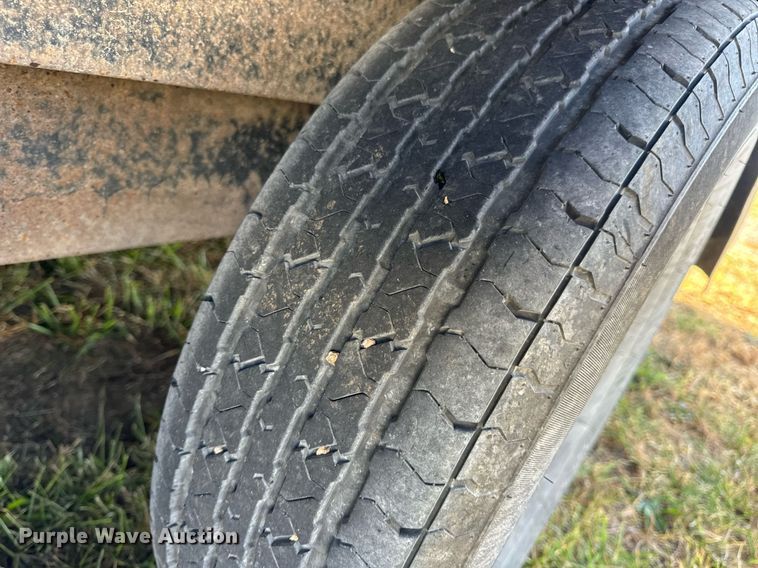 image for item EH7205 2002 Haulmark GR85X16WT2 enclosed cargo trailer