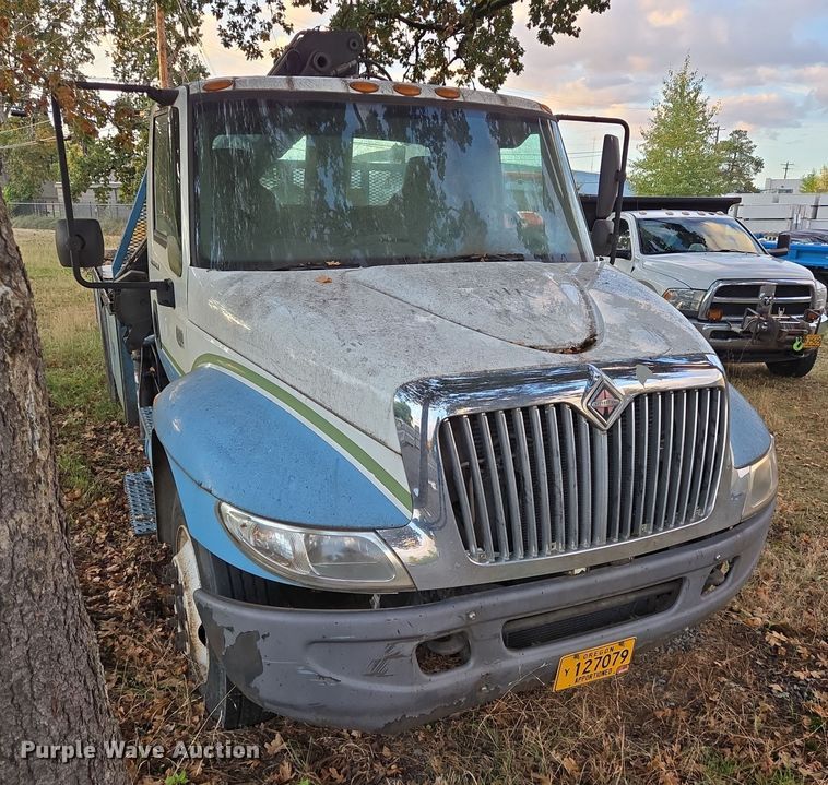 image for item EI4049 2003 International 4300 SBA crane truck