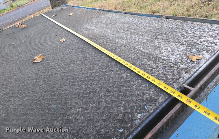 image for item EI4049 2003 International 4300 SBA crane truck