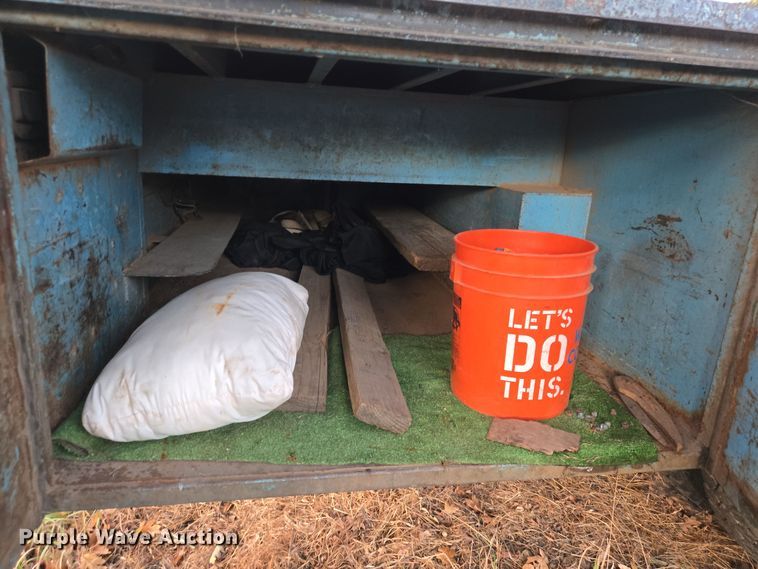 image for item EI4049 2003 International 4300 SBA crane truck