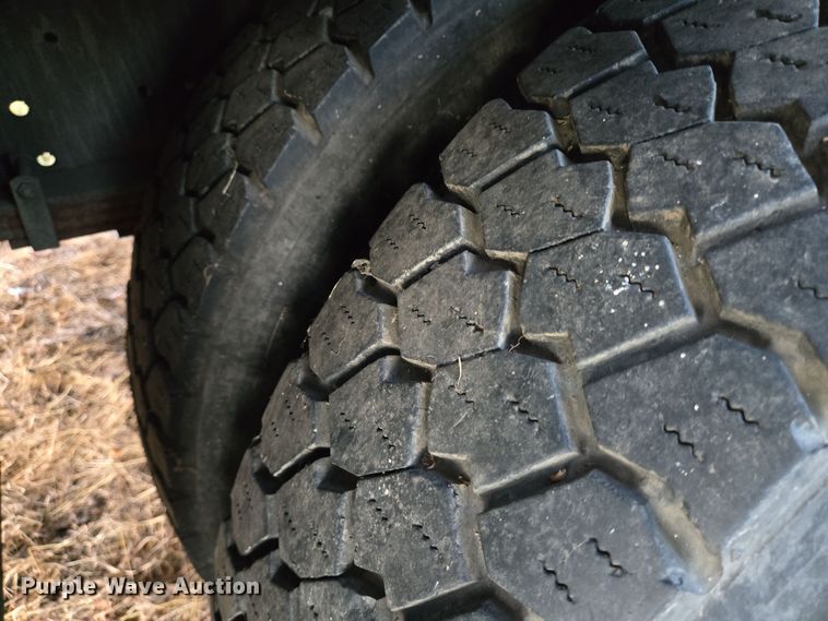 image for item EI4049 2003 International 4300 SBA crane truck