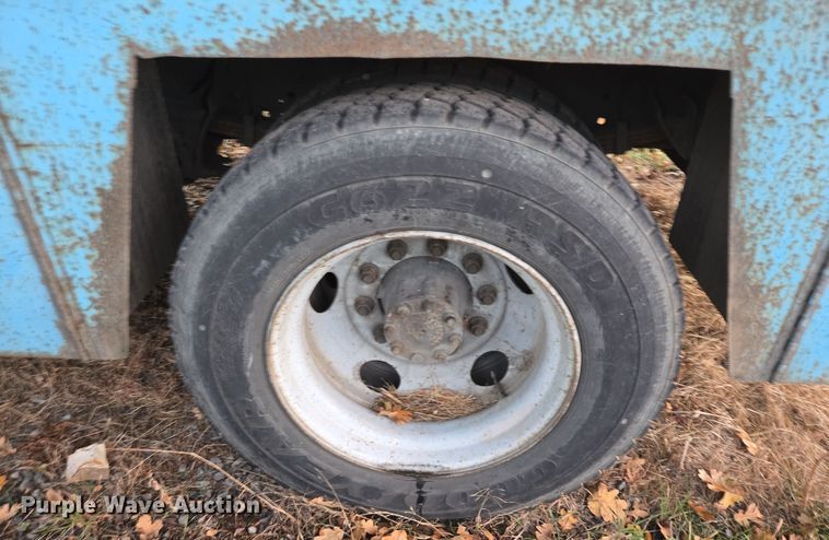 image for item EI4049 2003 International 4300 SBA crane truck